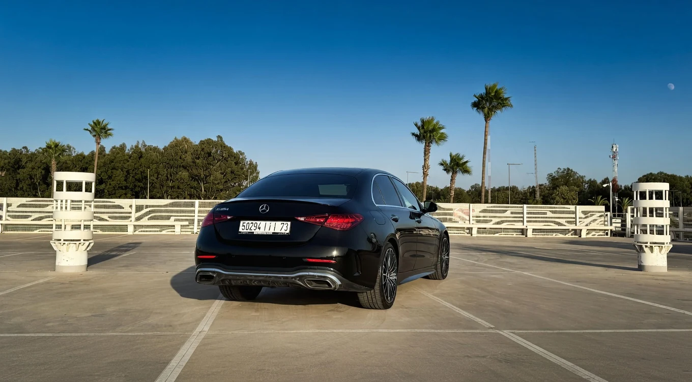 Mercedes-Benz C-Class AMG vue 3